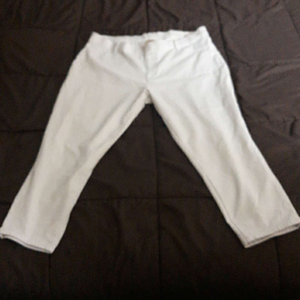 Faded Glory capri's